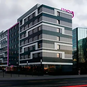 Moxy Frankfurt Hotel